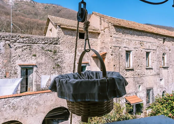 Lucy'S Guest House Amalfi Coast
